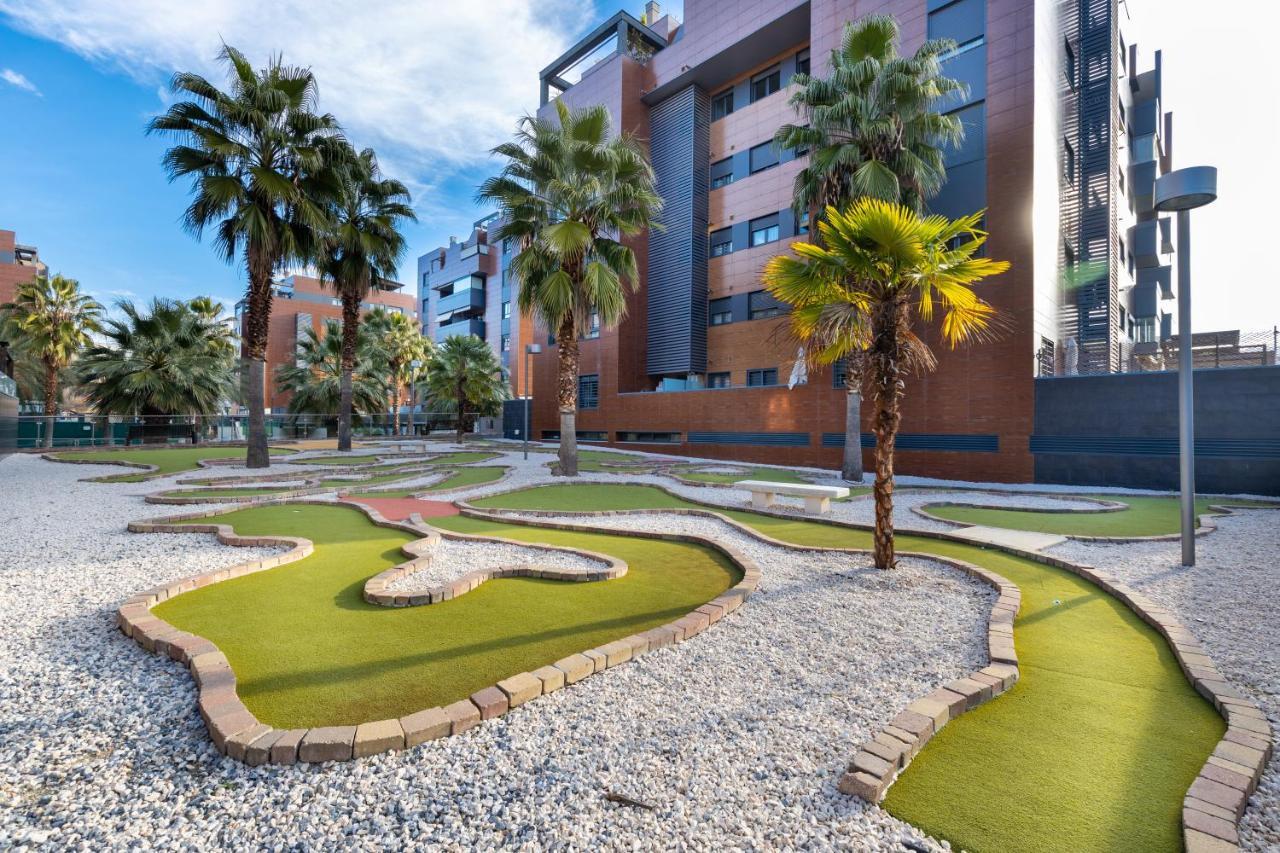 Apartamento Forum-Ciencias Con Piscina, Gym & Parking Гранада Екстериор снимка